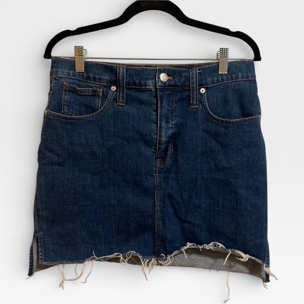 Madewell dark denim skirt size 29